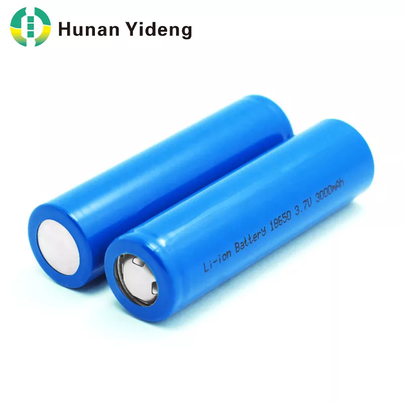 Cylindryczna bateria litowo-jonowa o dużej pojemności 18650 3,7 V 3000 mAh Cylindryczna bateria litowo-jonowa o dużej pojemności 18650 3,7 V 3000 mAh